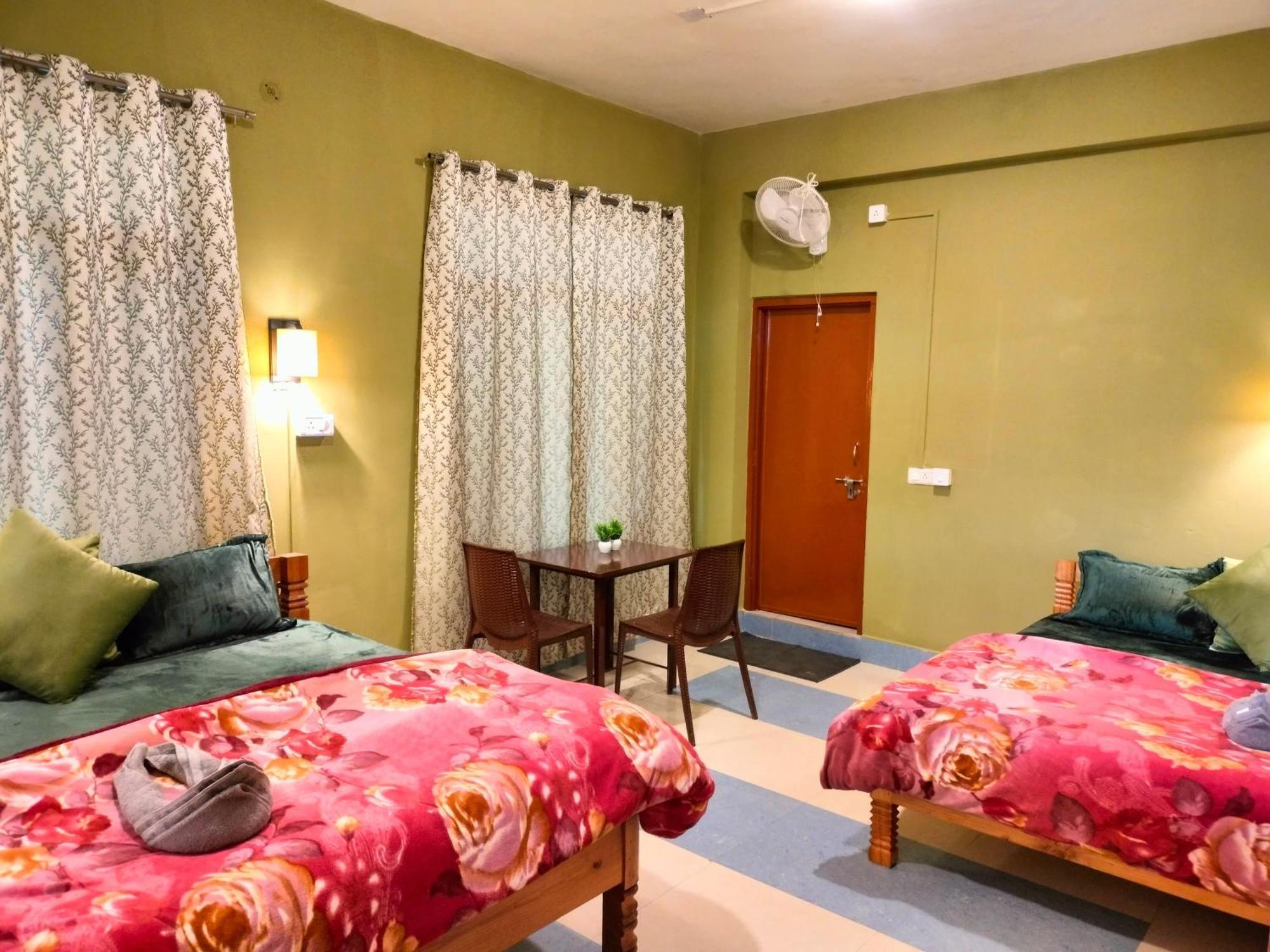 Hotel The Alpine Vista Almora Exterior foto